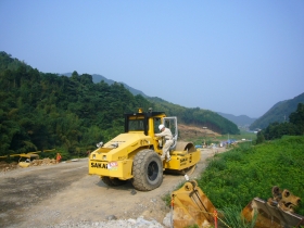 萩・三隅道路三見改良その2工事