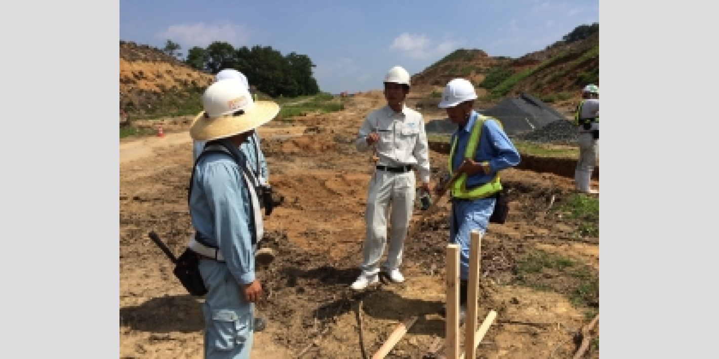 某メガソーラー発電所建設工事1