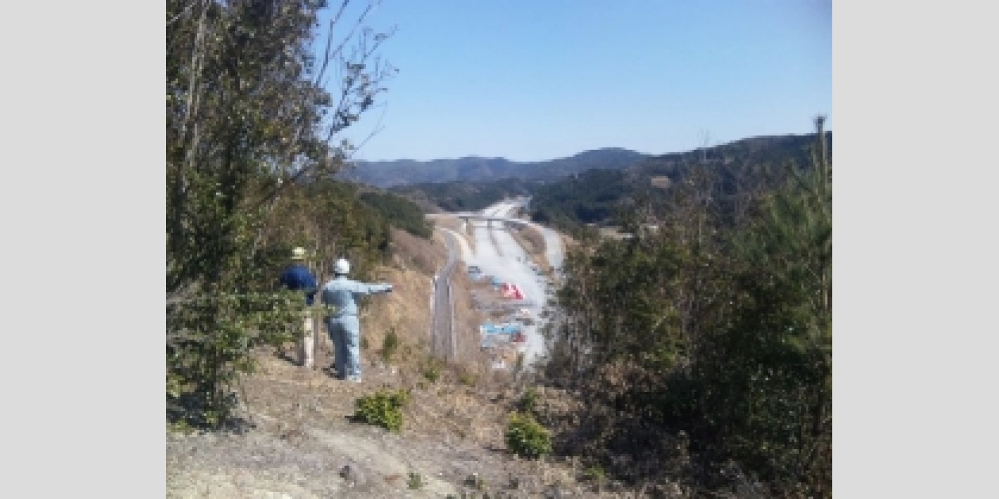 新東名高速道路新城工事1