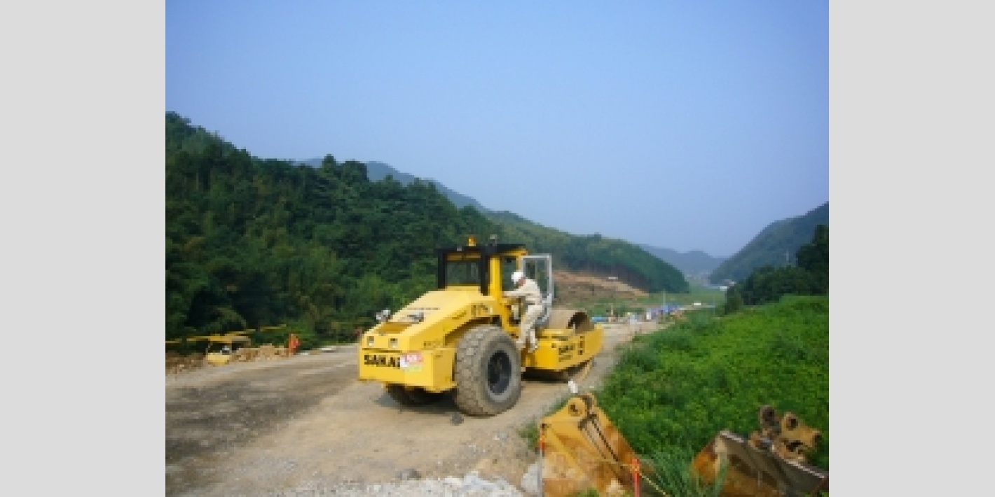 萩・三隅道路三見改良その2工事